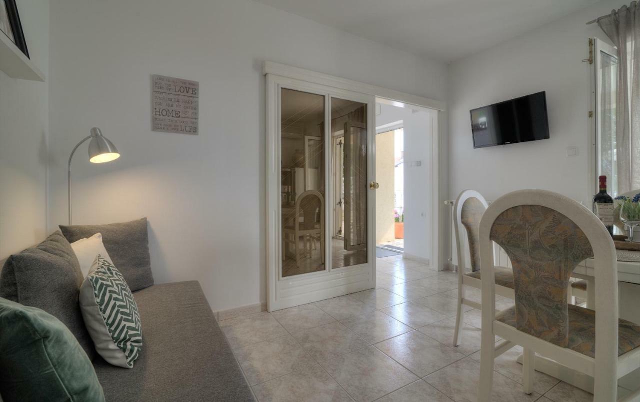 Apartment Barbara Senj  Bagian luar foto