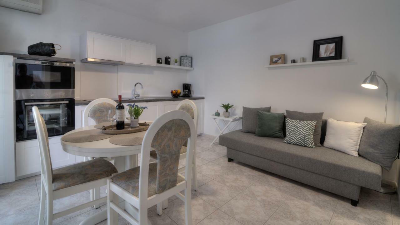 Apartment Barbara Senj  Bagian luar foto